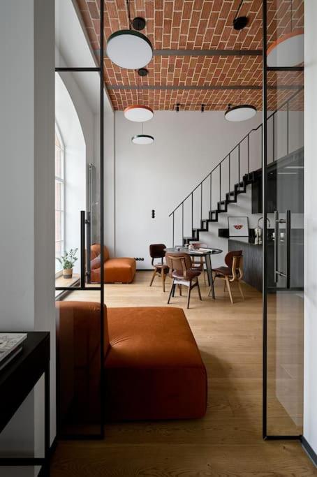 Апартаменты Loft Industrialny Przy Bulwarze Staromiejskim Вроцлав Экстерьер фото