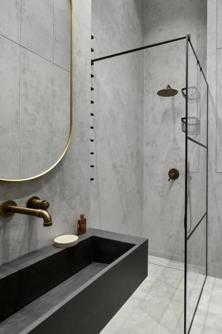 Апартаменты Loft Industrialny Przy Bulwarze Staromiejskim Вроцлав Экстерьер фото